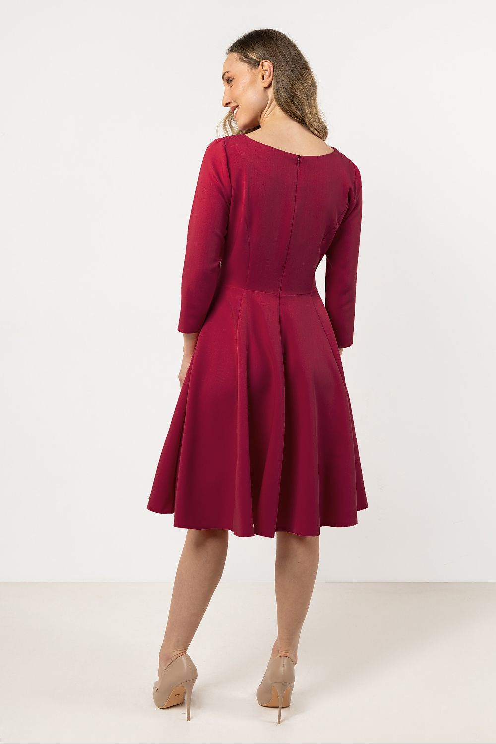 Vestito da giorno model 212245 awama