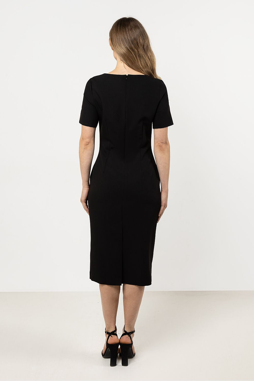 Vestito da giorno model 212249 awama