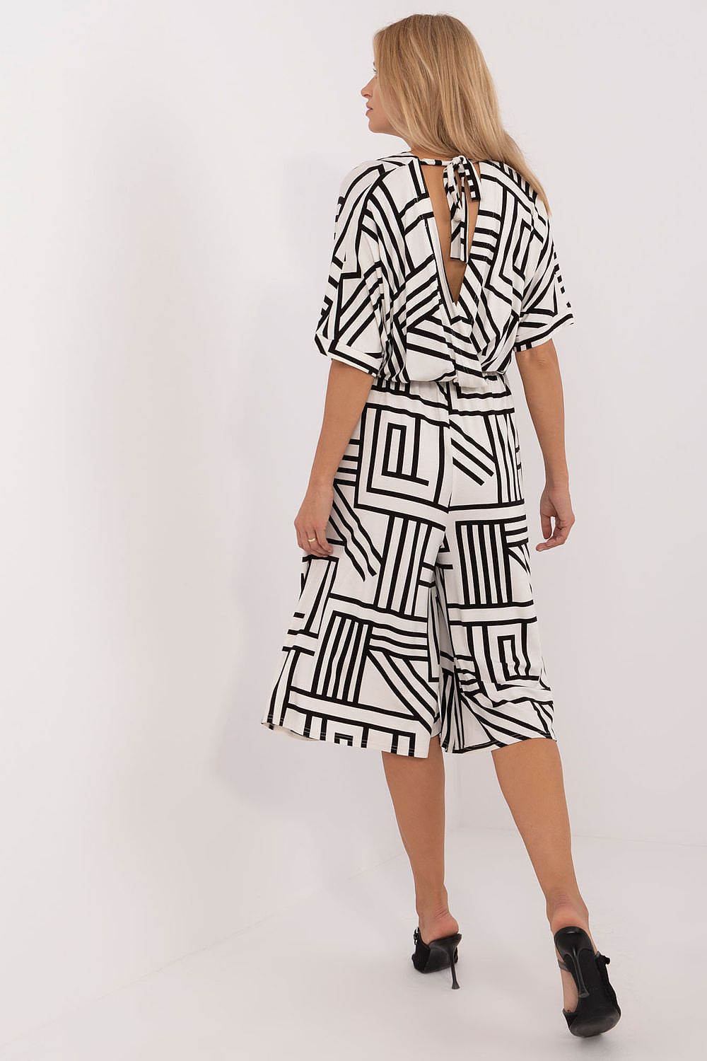 Tuta model 214445 Lakerta