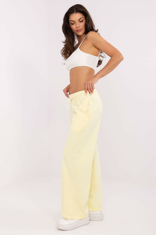 Pantaloni model 215573 Relevance