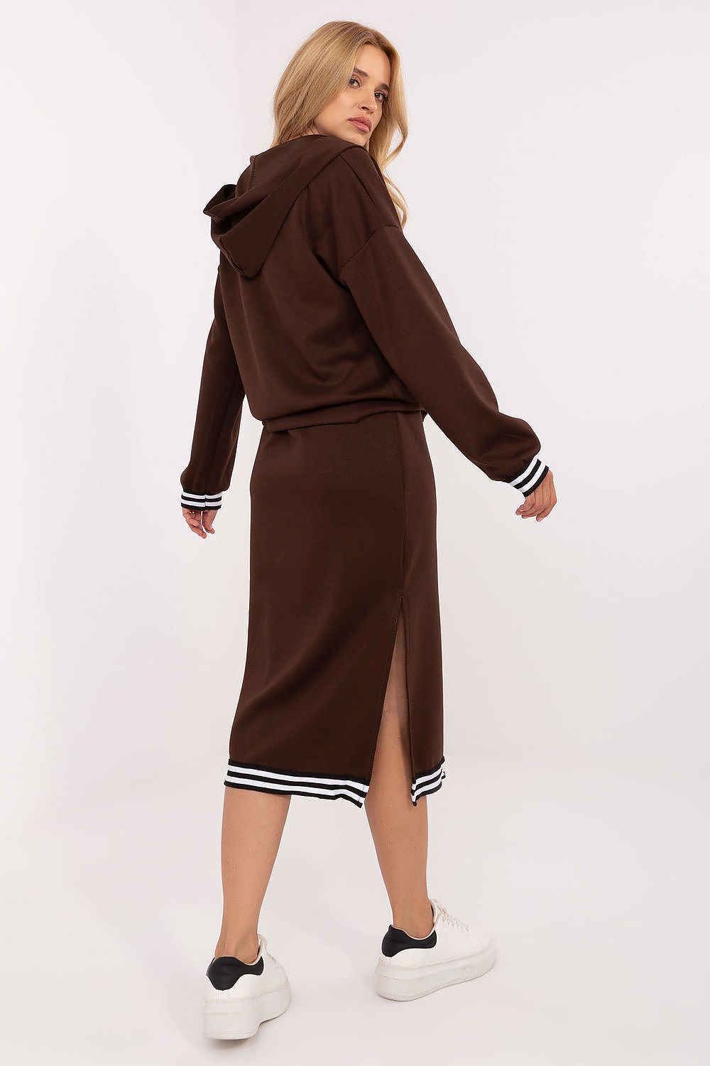 completo model 216730 Rue Paris