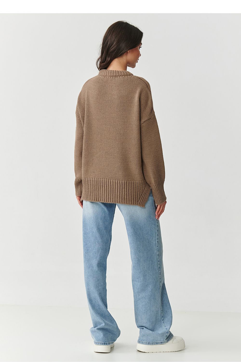 Maglione model 217381 Makadamia