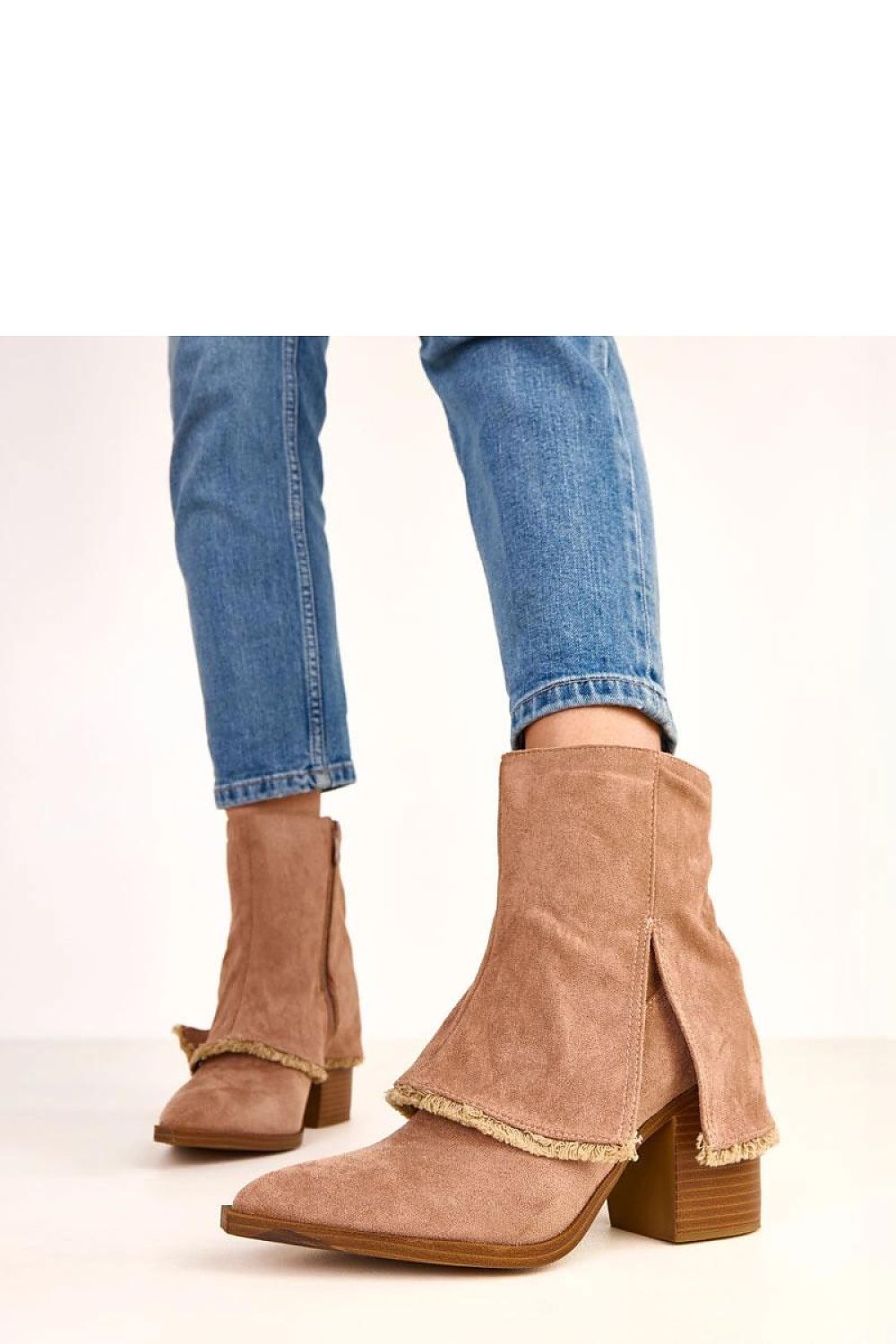 Scarpe con tacco model 220271 Solea