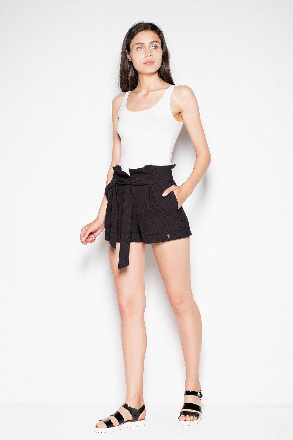 Pantaloncini model 77412 Venaton - Modern Vogue