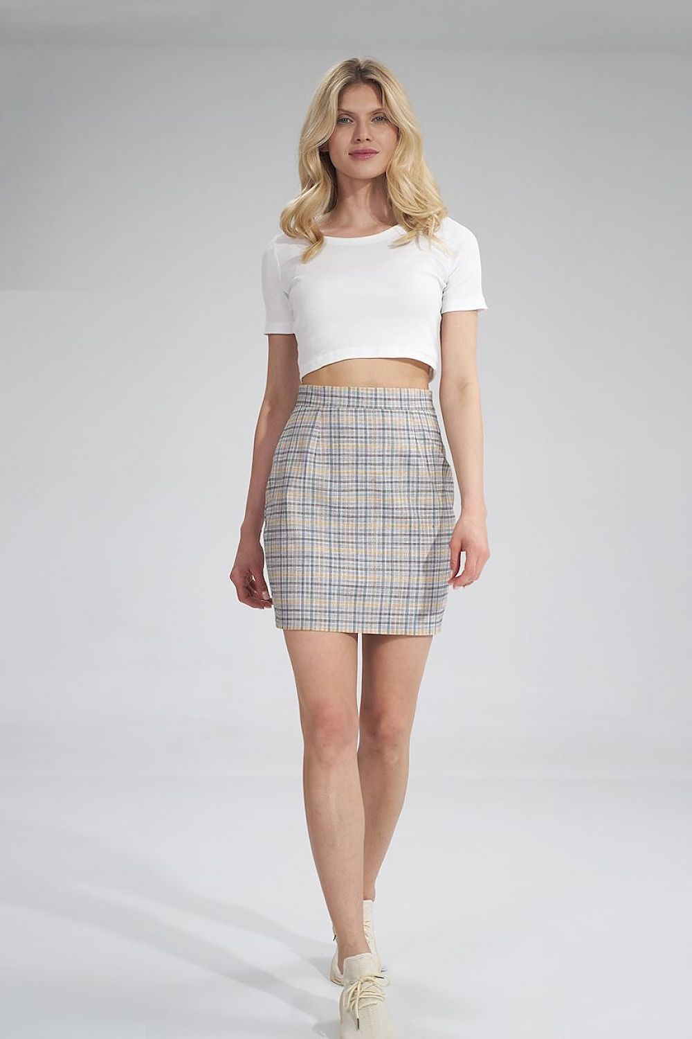 Gonna corta model 154653 Figl