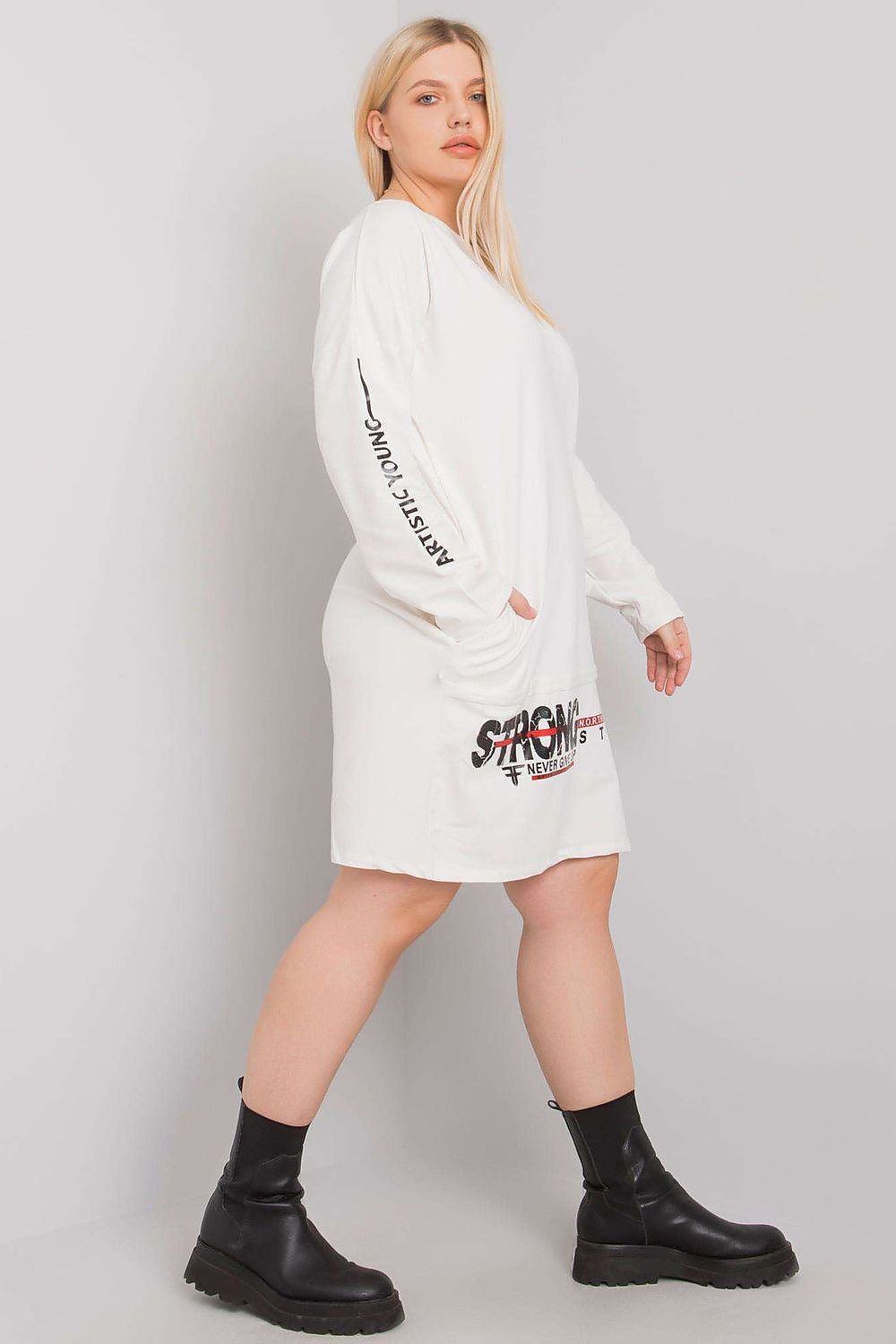 Vestito da giorno model 159974 Relevance