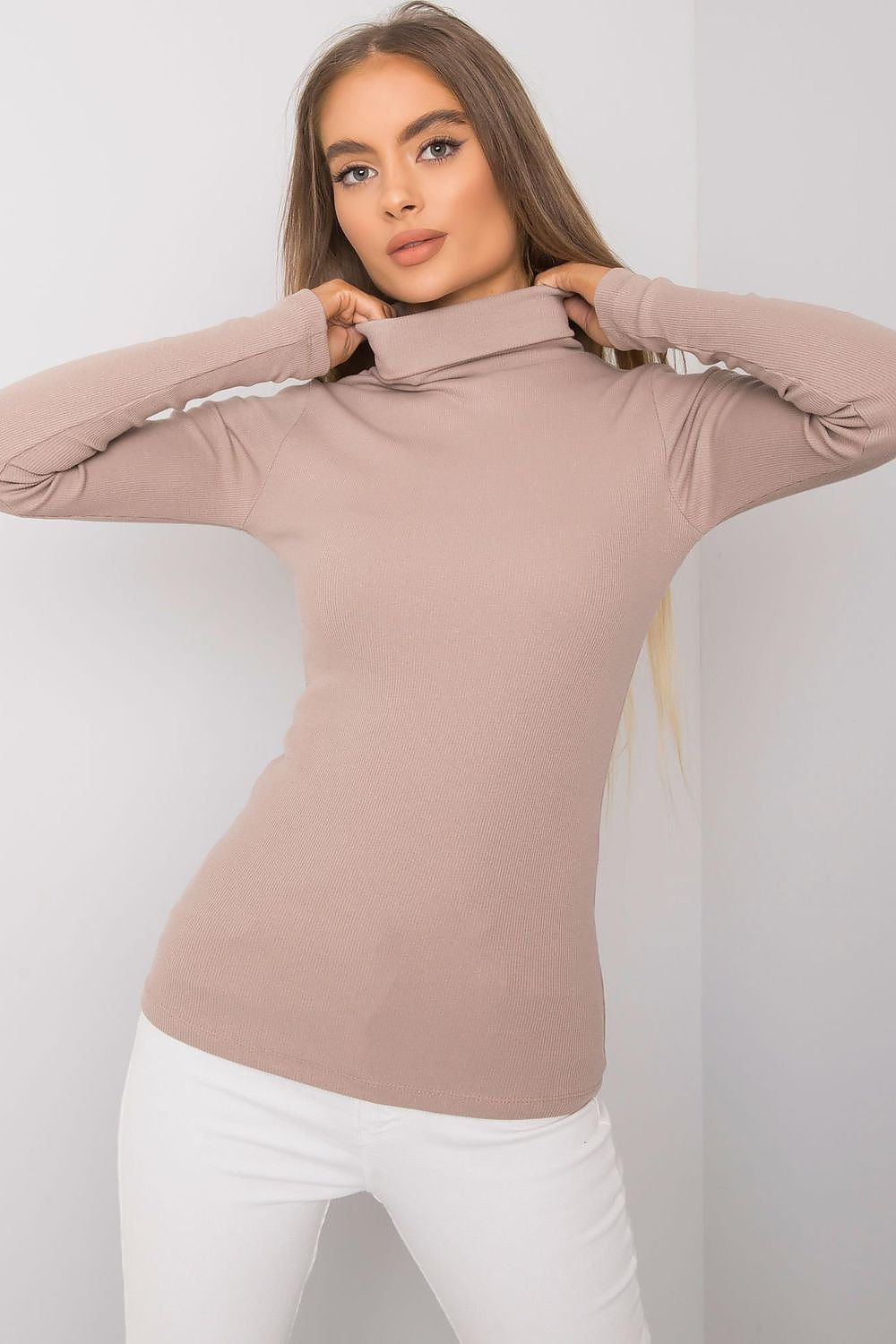 Collo alto model 173404 Rue Paris