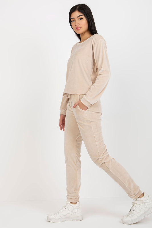 completo model 175104 Rue Paris