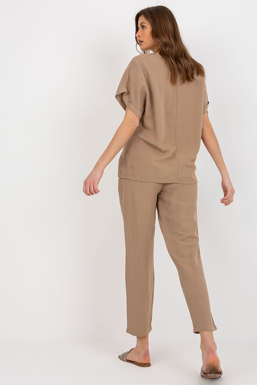 completo model 179028 Rue Paris