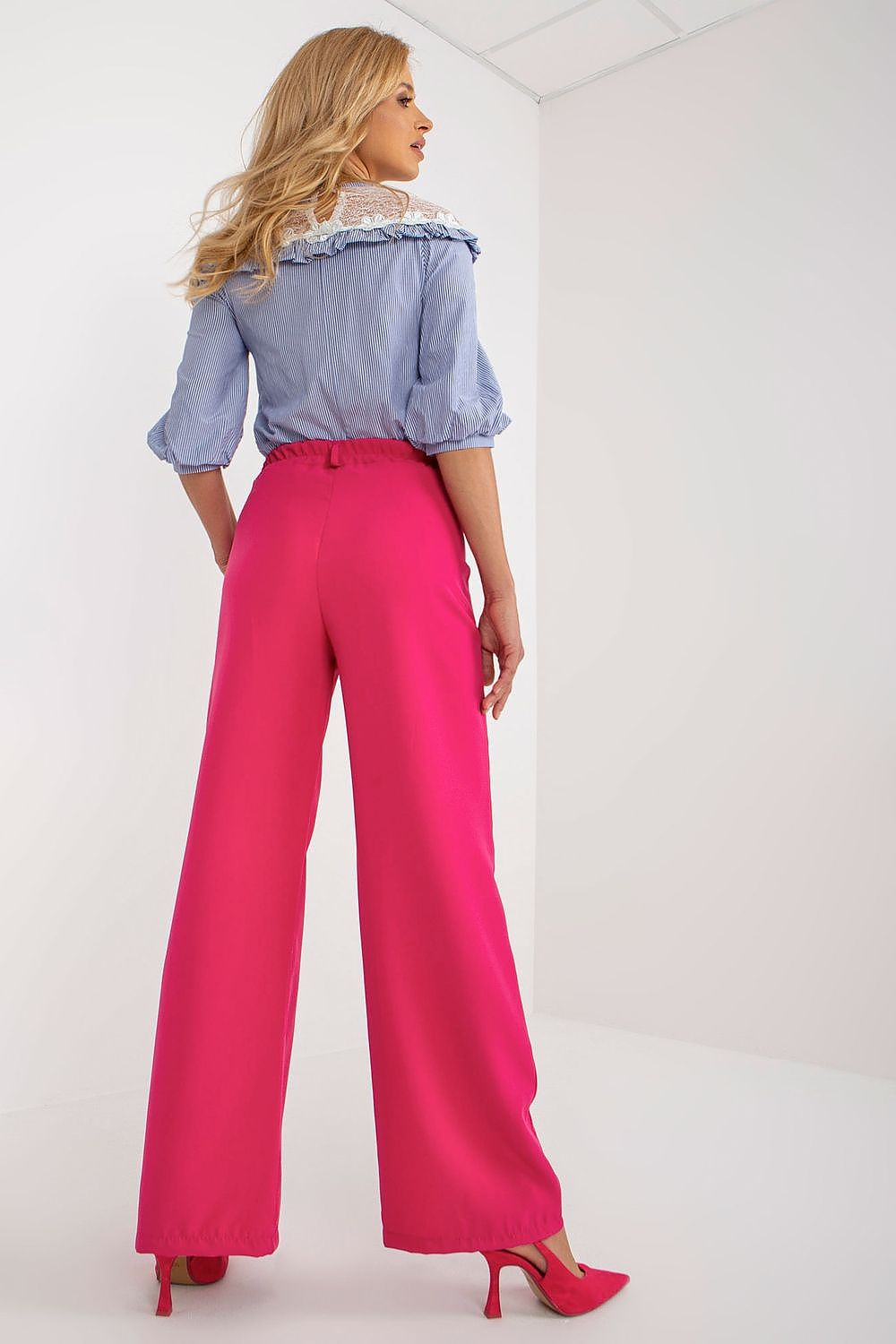 Pantaloni da donna model 181350 Italy Moda