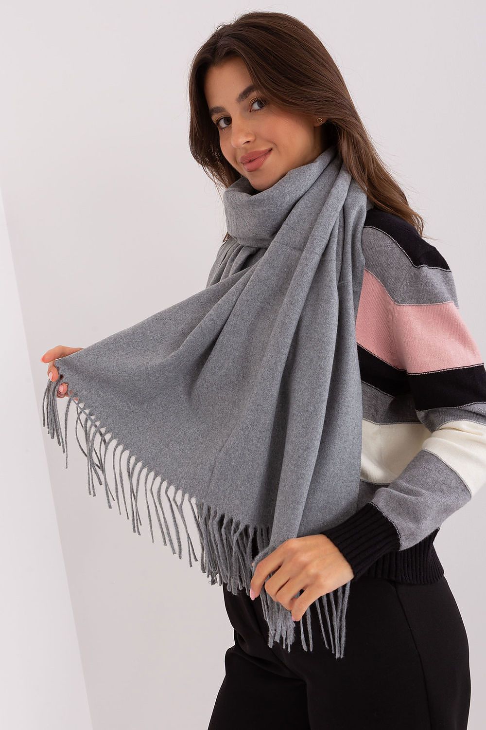 Scialle model 185894 AT