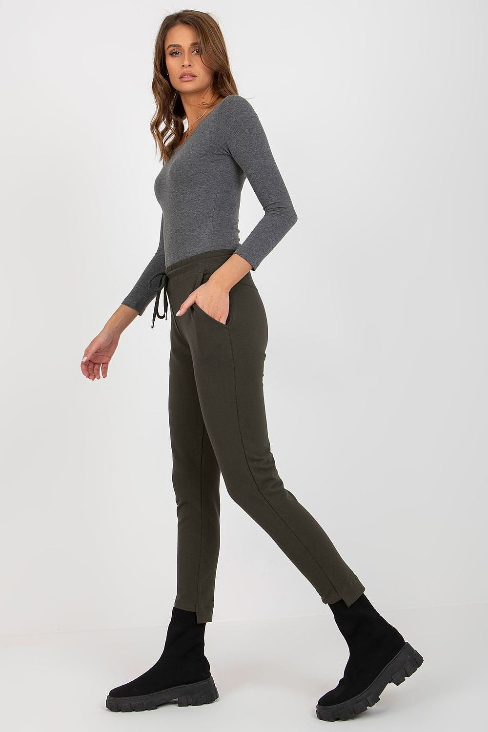  Pantaloni model 191229 Relevance 