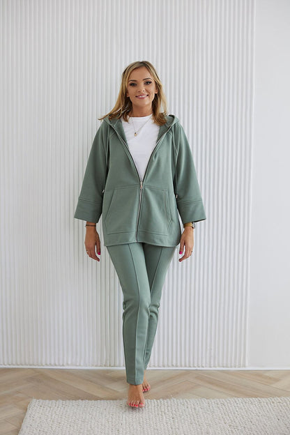  Pantaloni model 199947 La Aurora 