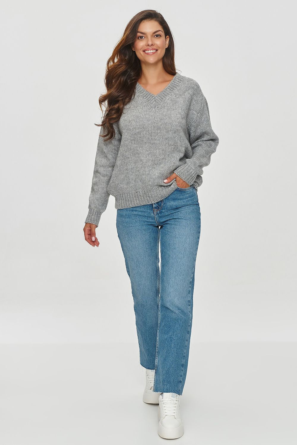  Maglione model 201799 Makadamia 