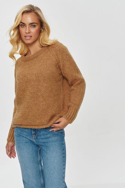  Maglione model 201807 Makadamia 