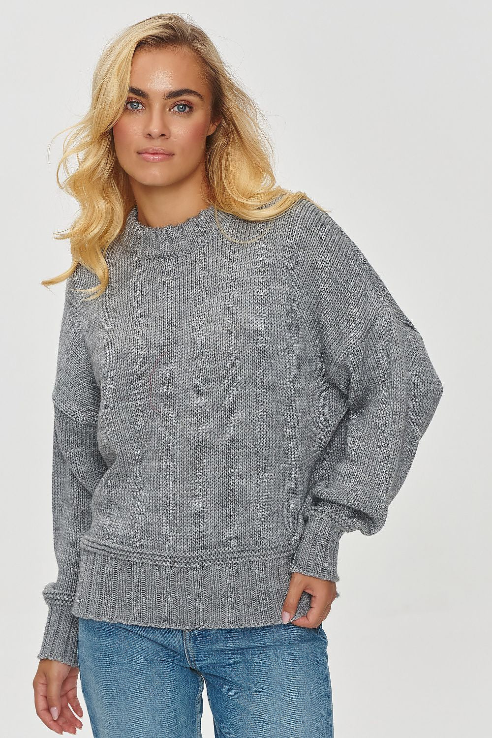  Maglione model 201809 Makadamia 
