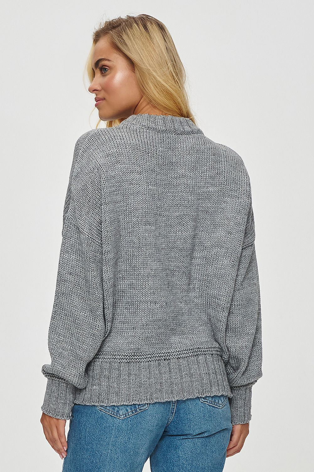  Maglione model 201809 Makadamia 