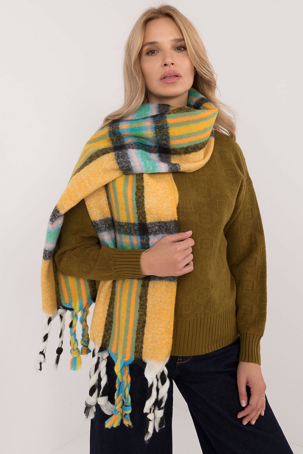  Scialle model 202584 AT 