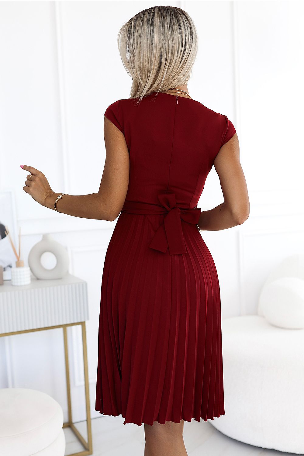  Vestito da giorno model 203079 Numoco 