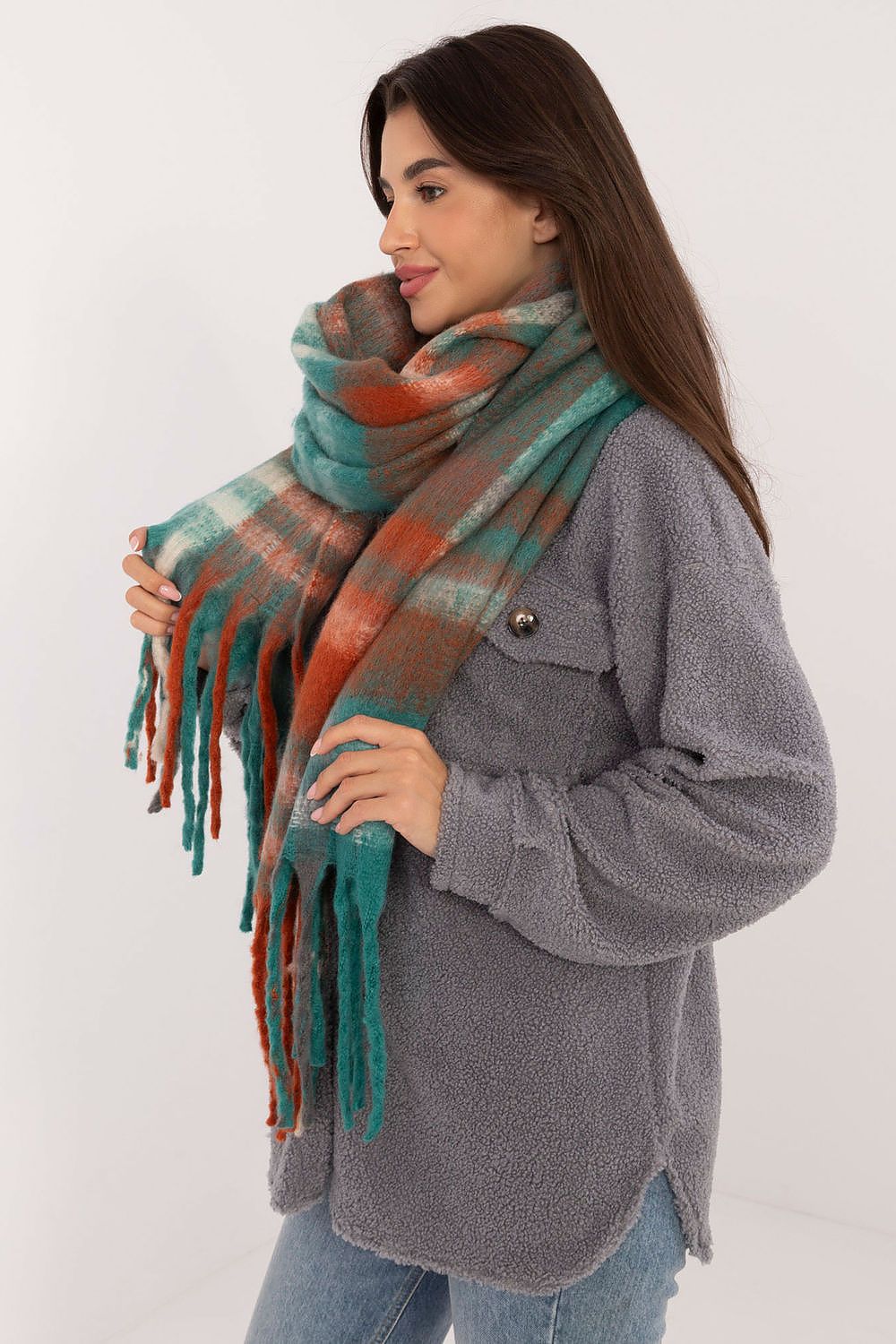  Scialle model 203170 AT 