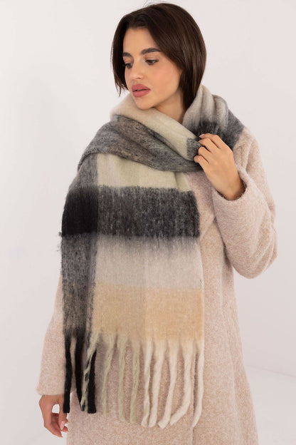  Scialle model 203176 AT 