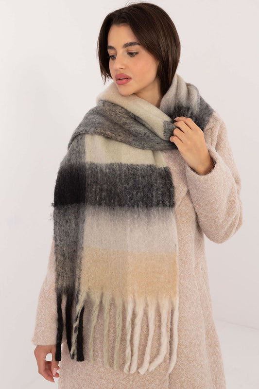  Scialle model 203176 AT 