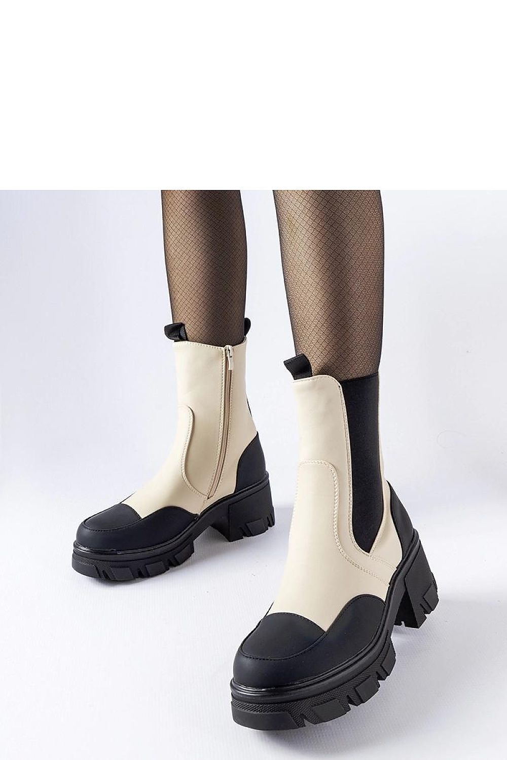  Scarpe con tacco model 204608 Solea 