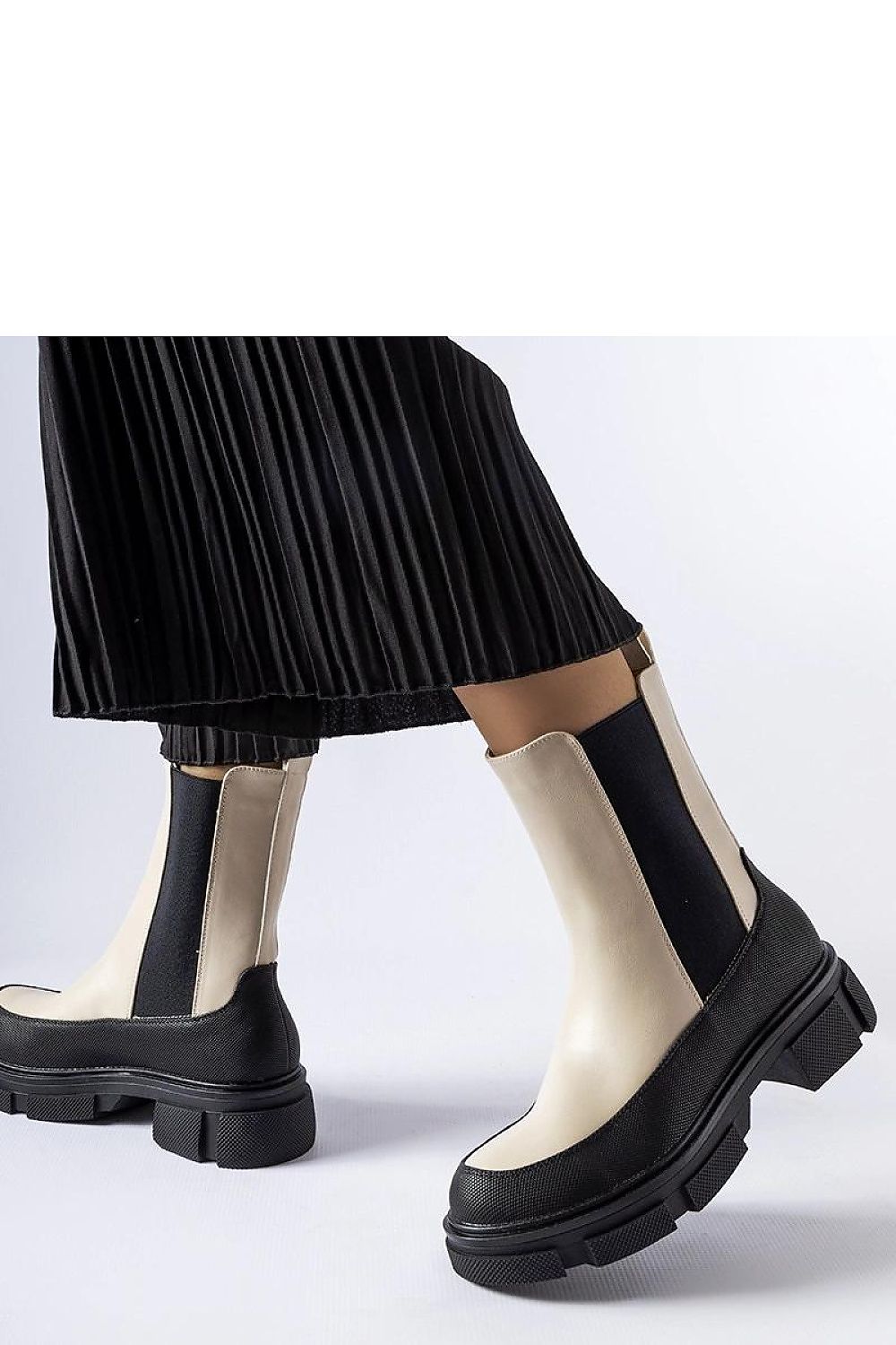  Scarpe con tacco model 204622 Solea 