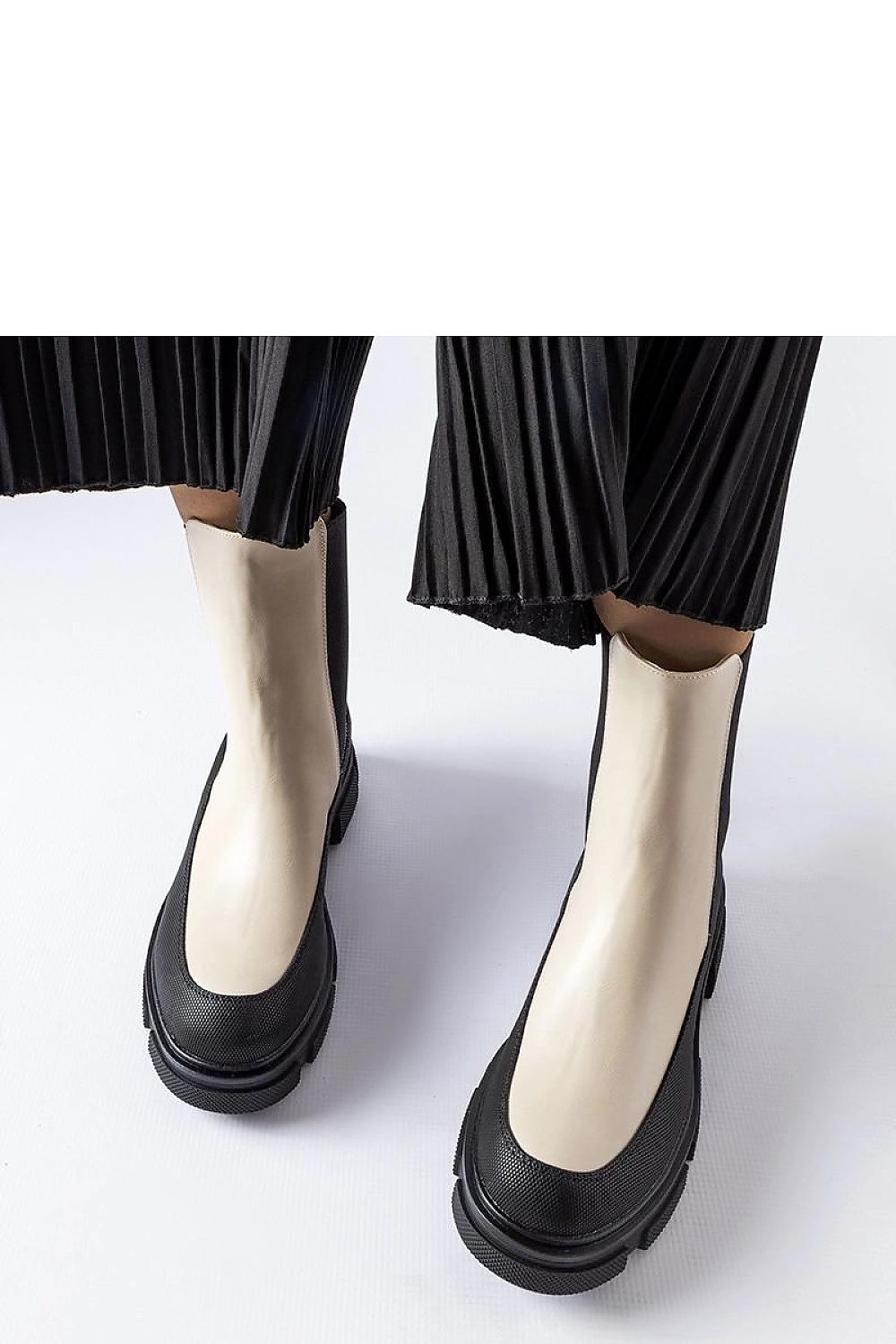  Scarpe con tacco model 204622 Solea 