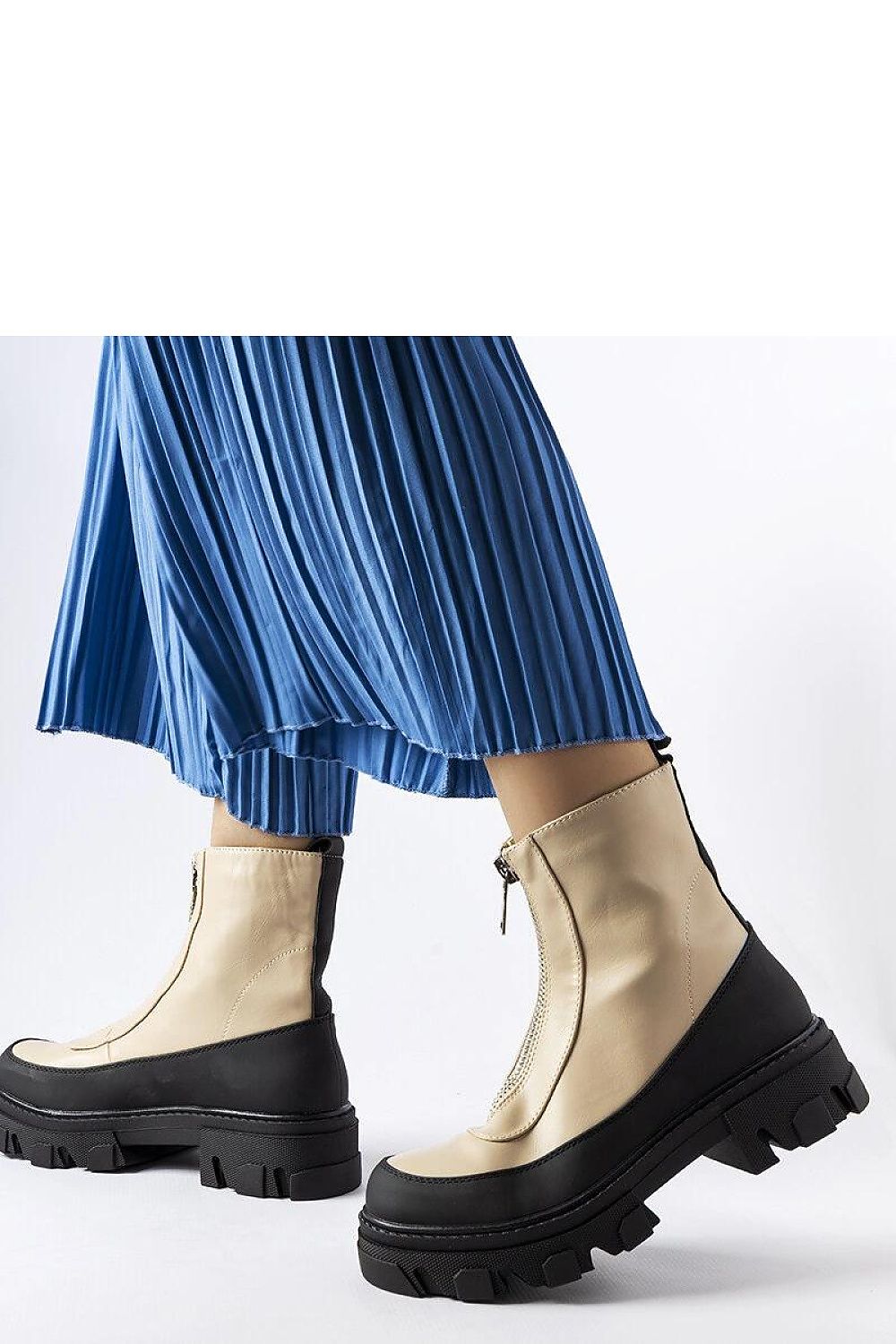  Scarpe con tacco model 204625 Solea 