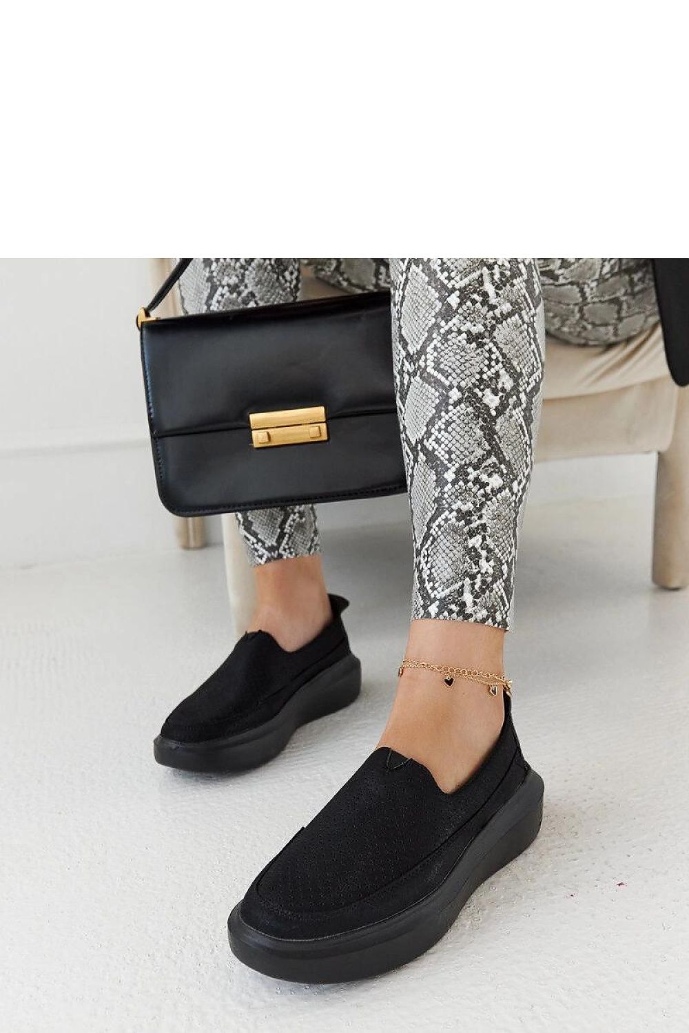  Scarpe model 206474 Solea 