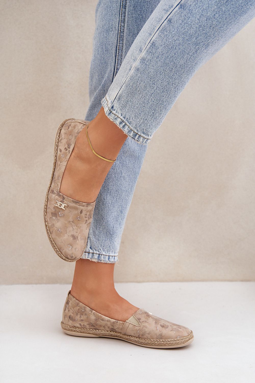  Scarpe espadrillas model 208322 Step in style 