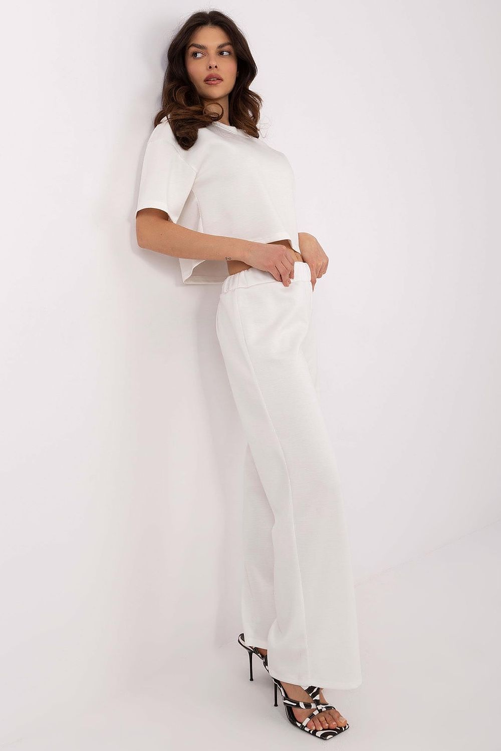  completo model 208677 Italy Moda 