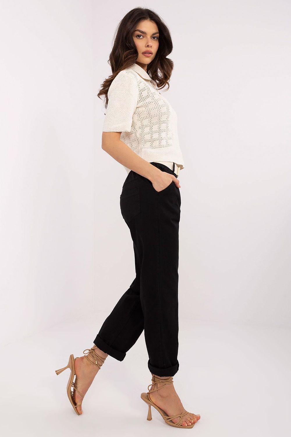 Pantaloni da donna model 208689 Italy Moda 