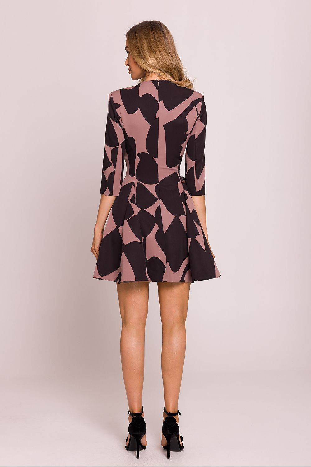  Vestito da giorno model 209260 Moe 