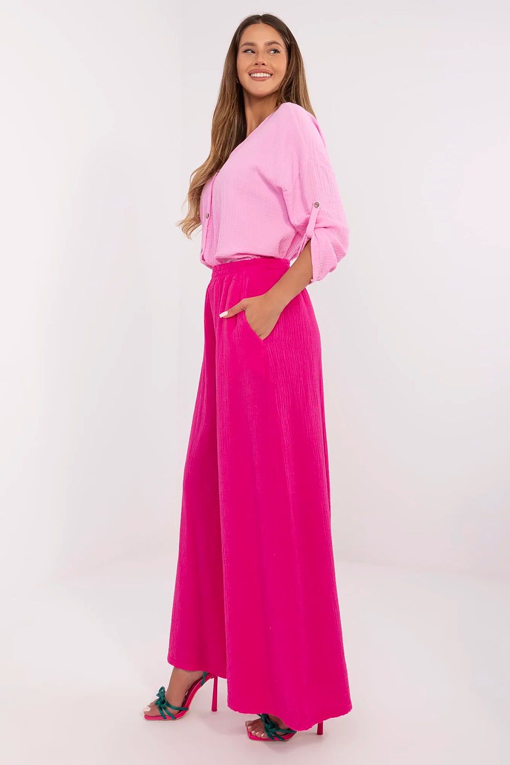  Pantaloni da donna model 211270 Italy Moda 