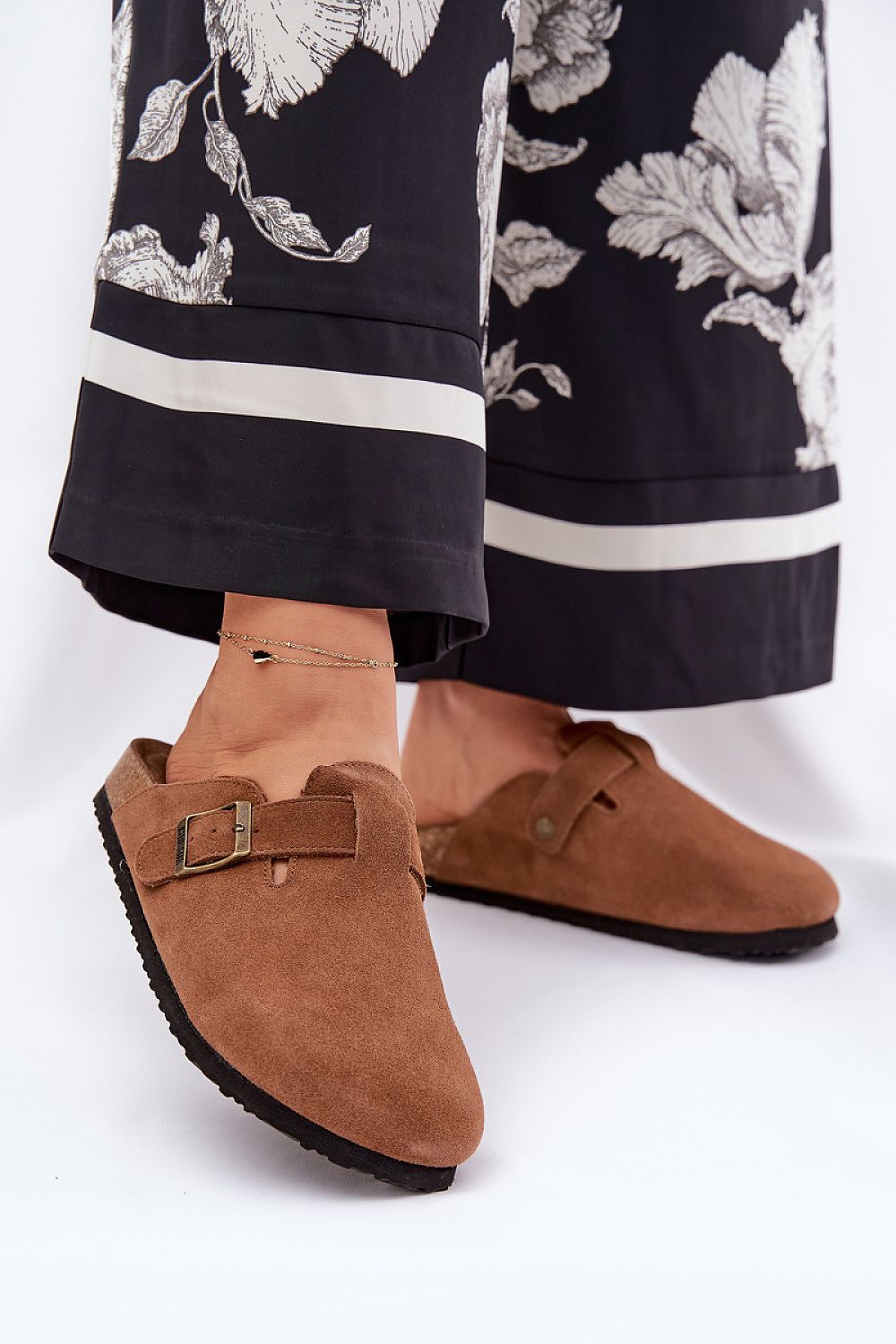  ciabatte model 211685 Step in style 