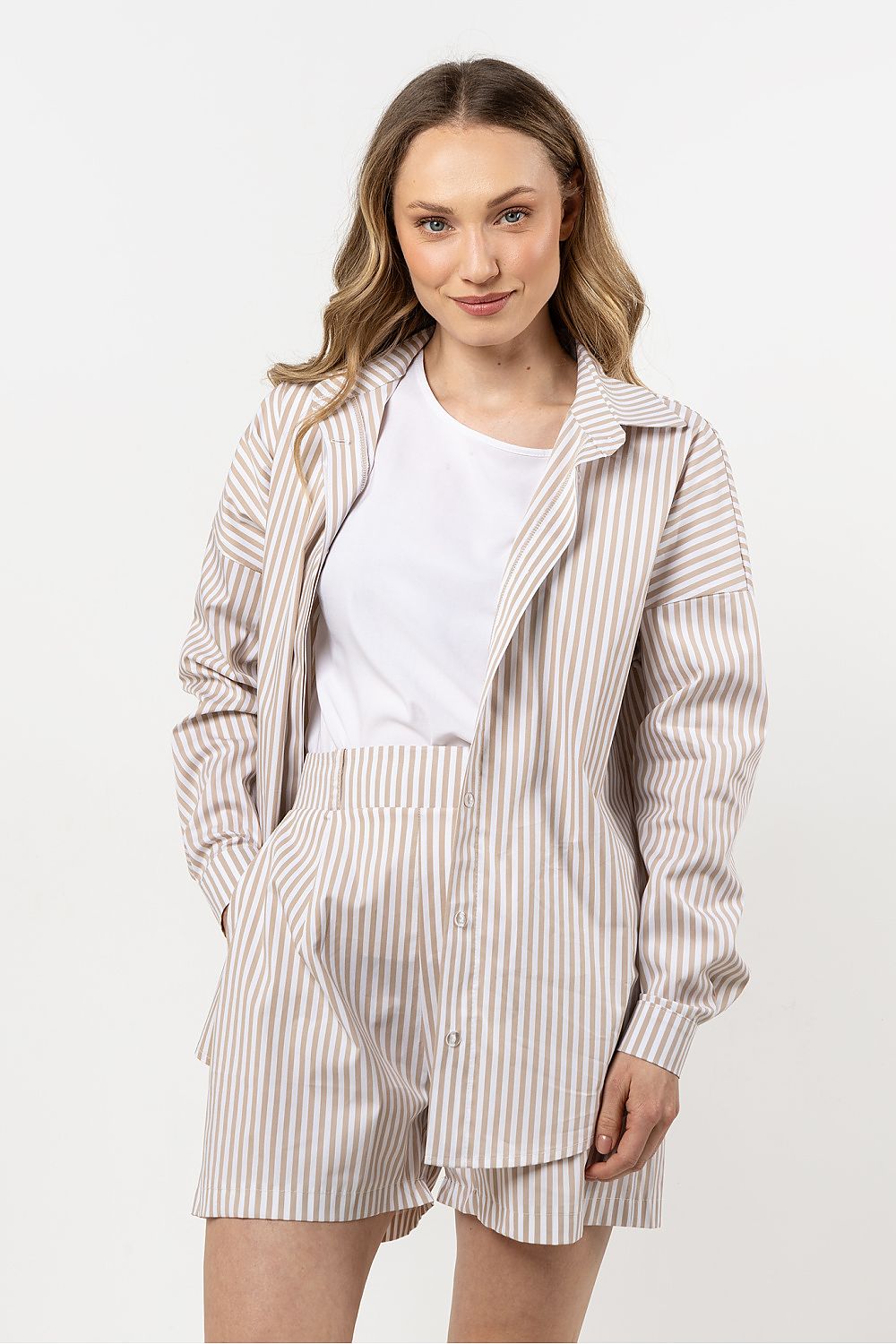  Camicia a manica lunga  model 212201 awama 