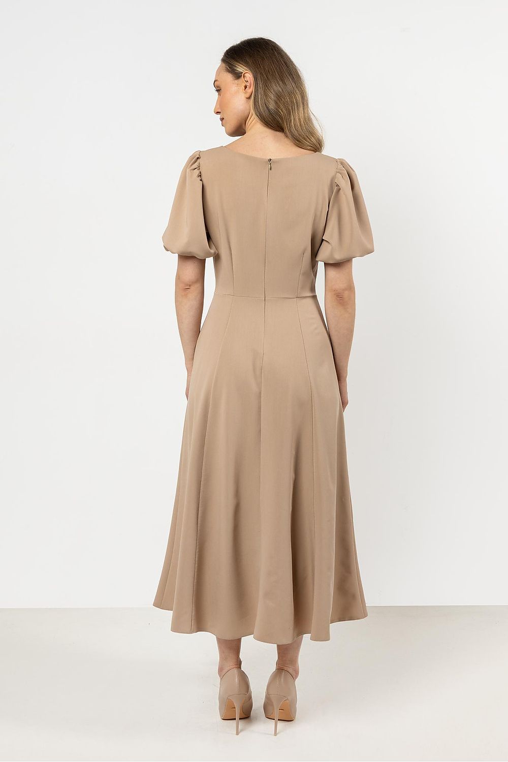  Vestito da giorno model 212237 awama 