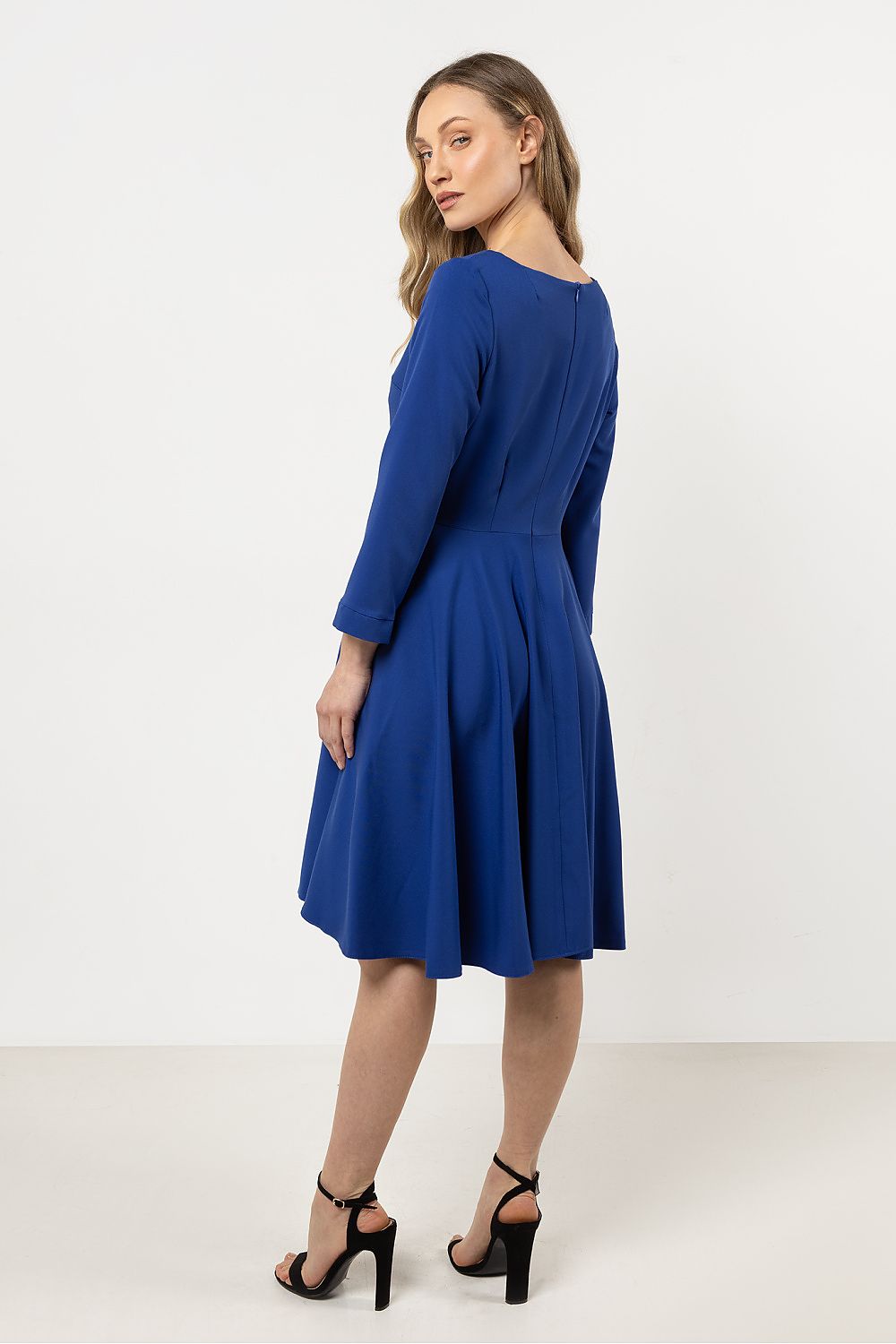  Vestito da giorno model 212241 awama 