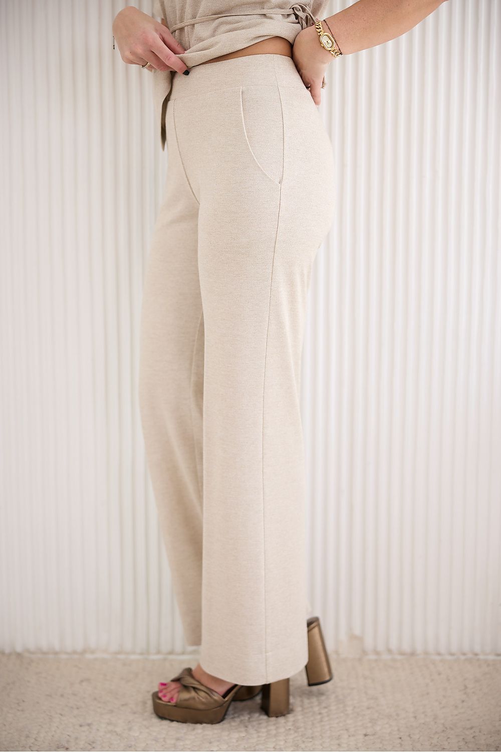  Pantaloni da donna model 213122 La Aurora 