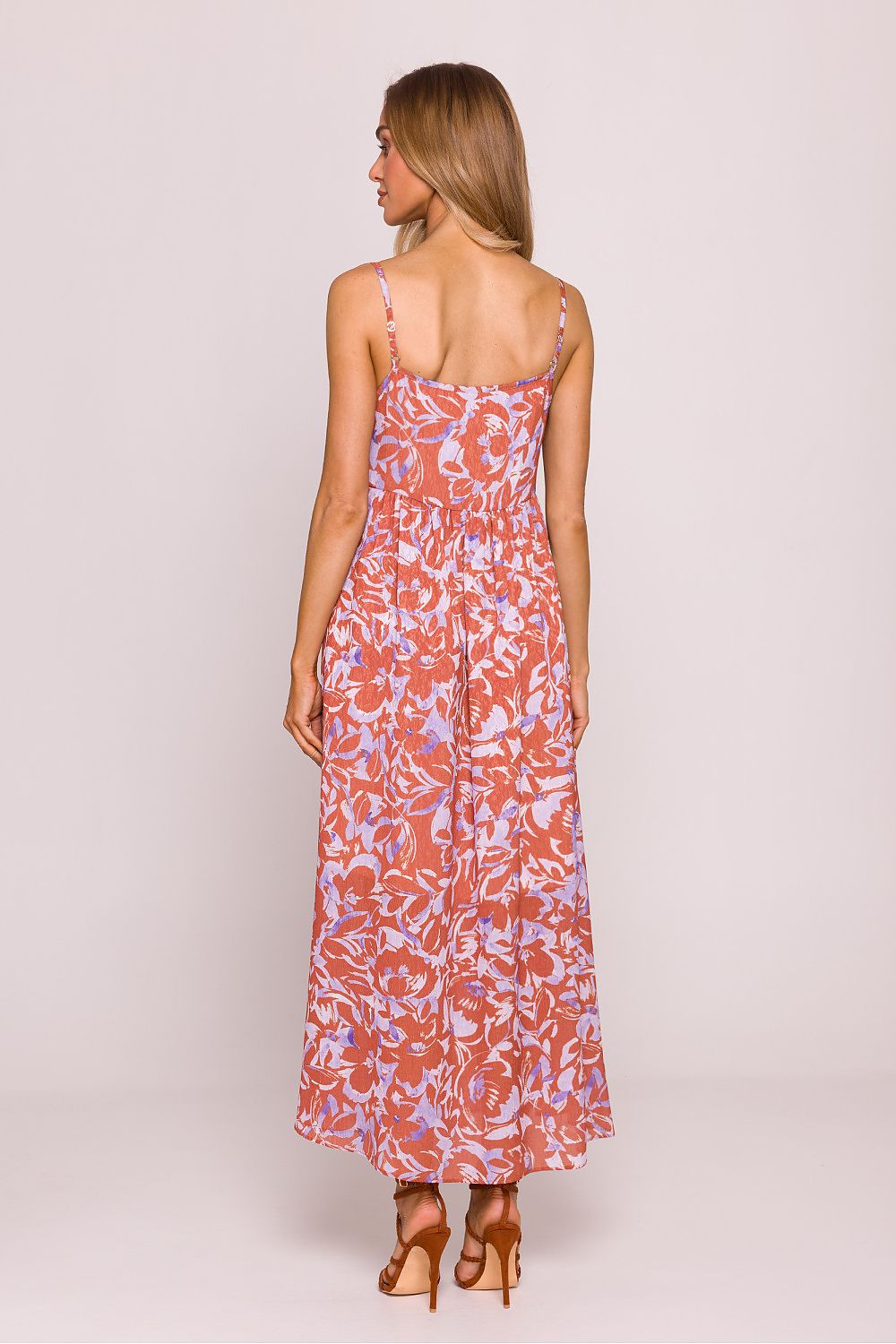  Vestito da giorno model 213662 Moe 