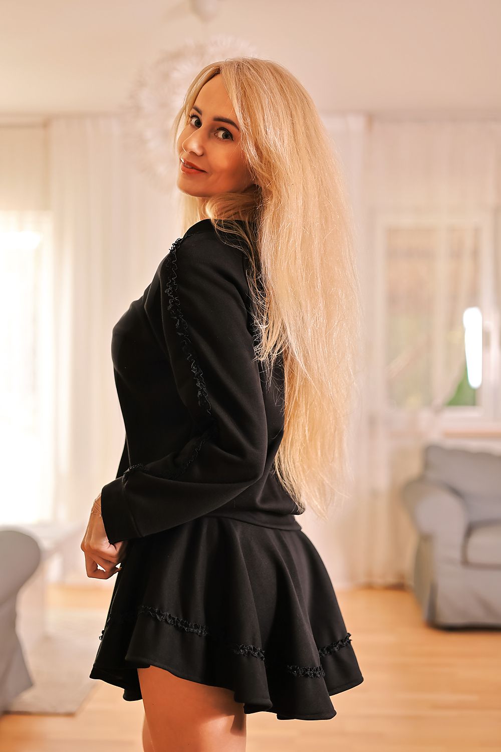  Gonna-pantalone model 214272 Mirale 