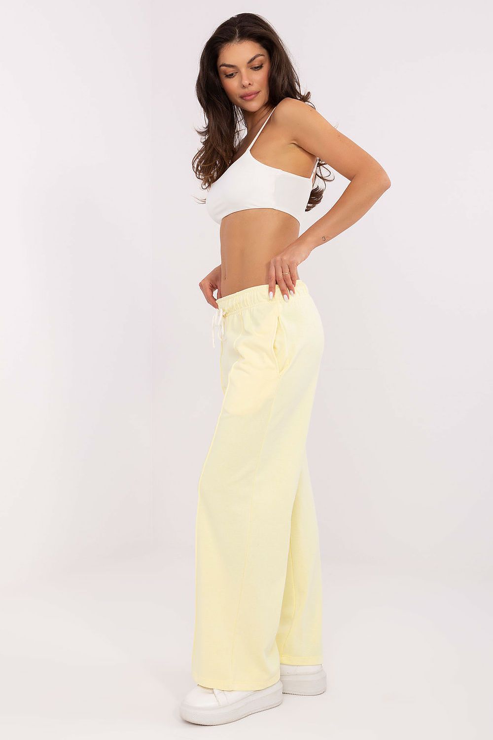  Pantaloni model 215573 Relevance 