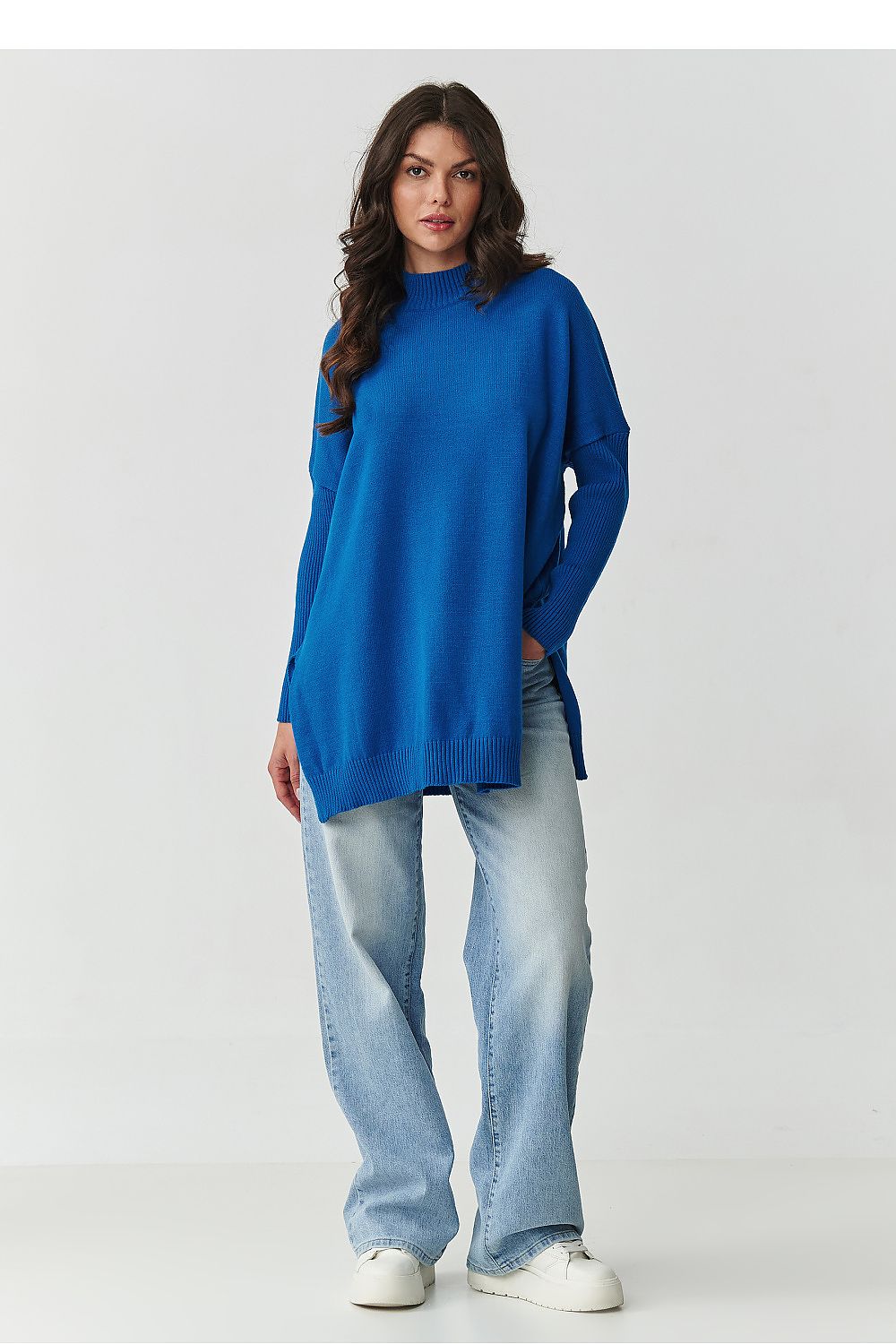  Maglione model 217405 Makadamia 