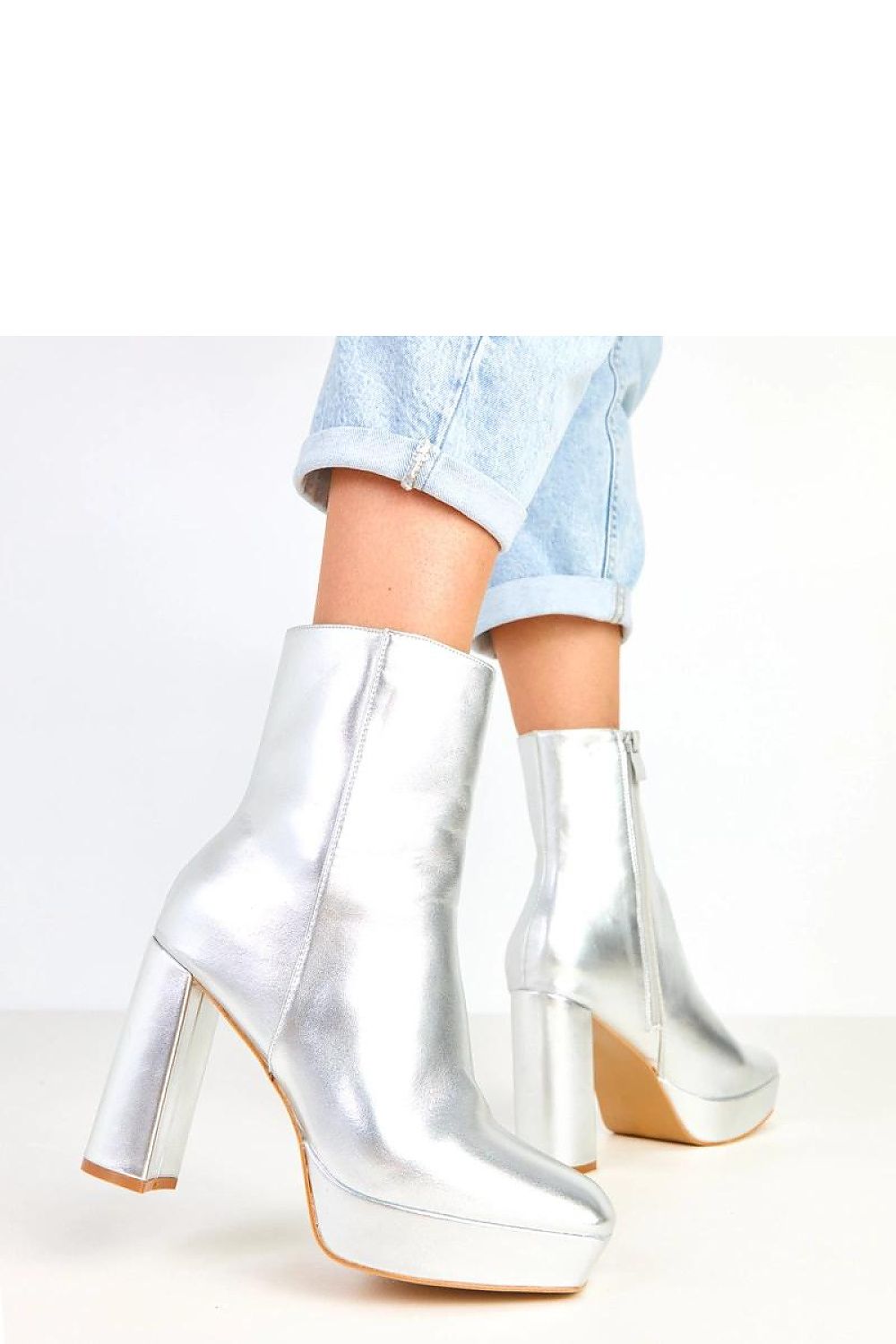  Scarpe con tacco model 217910 Solea 