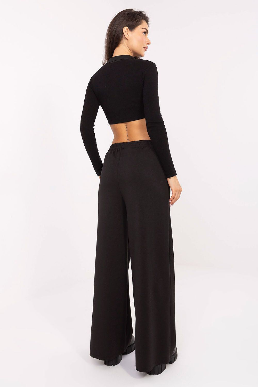  Pantaloni model 218435 Italy Moda 