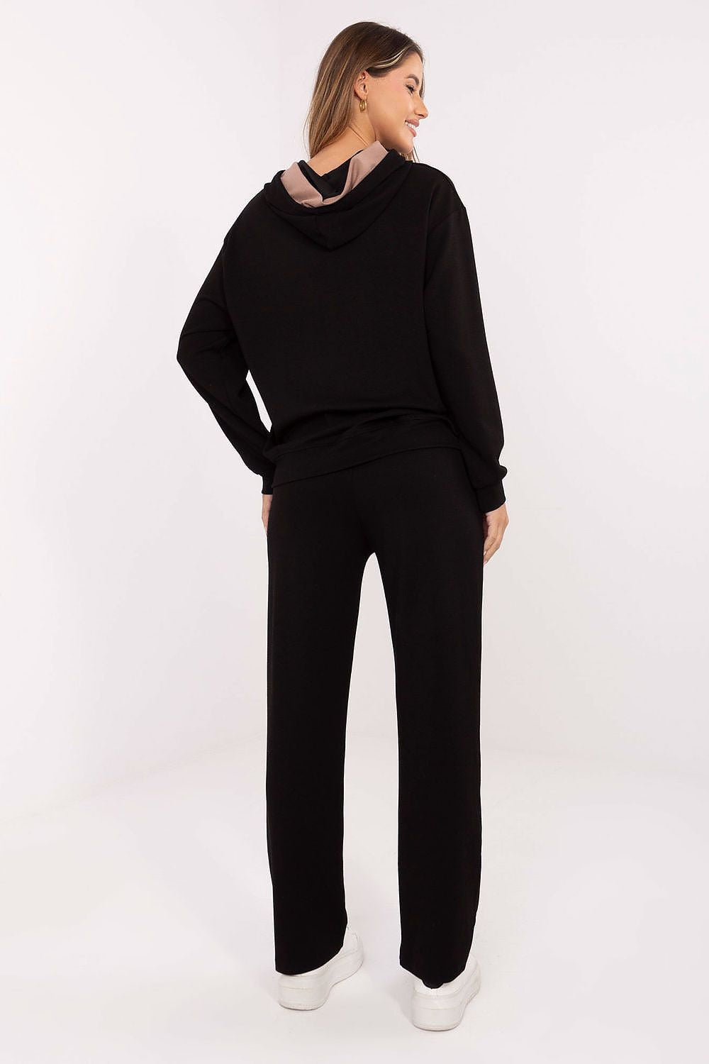  completo model 218821 Relevance 