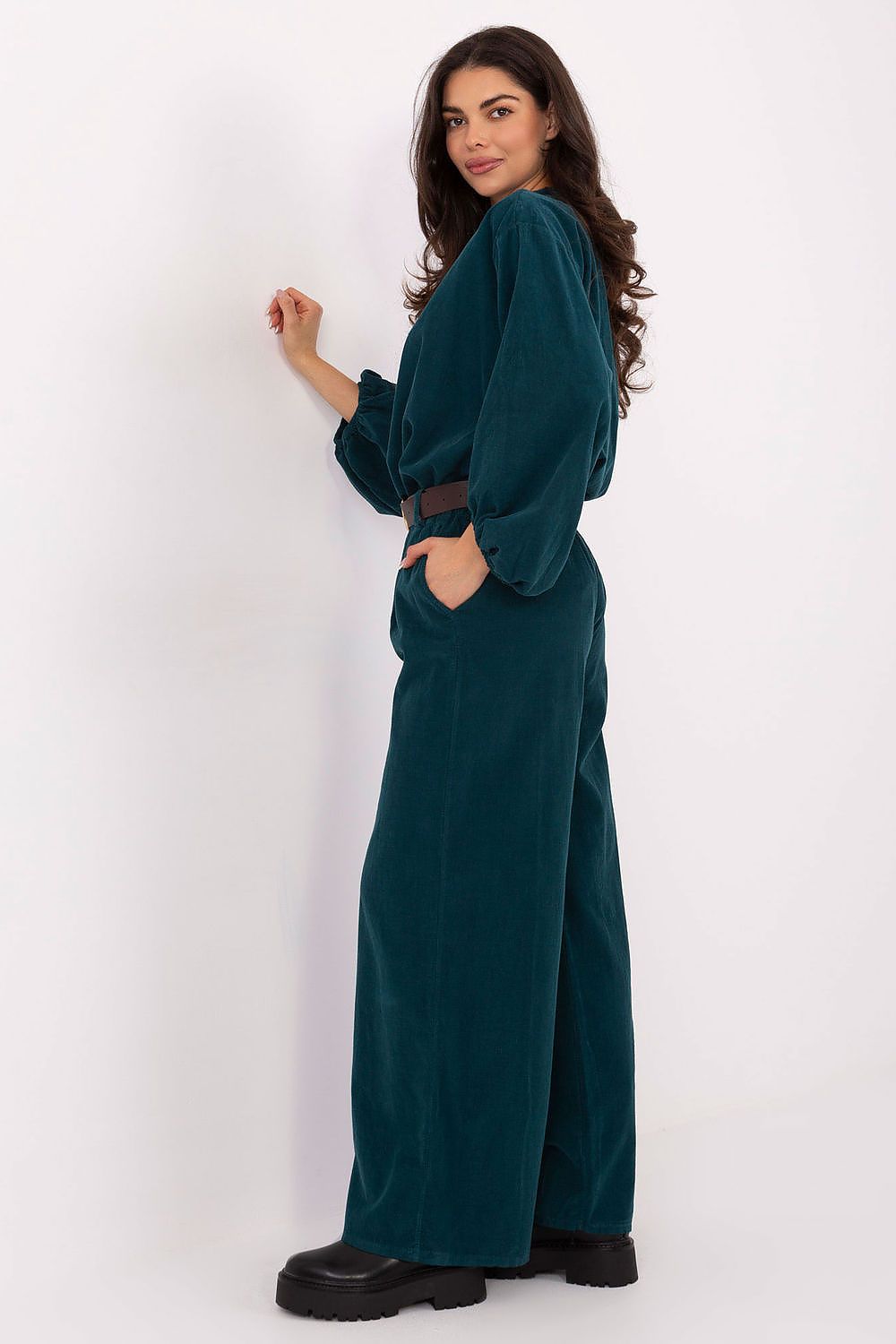  Pantaloni da donna model 220284 Italy Moda 