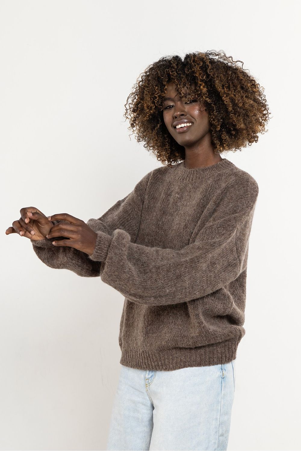  Maglione model 220851 awama 